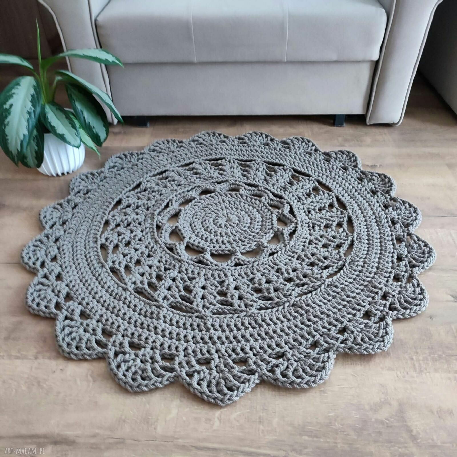 Okrągły dywan ze sznurka bawełnianego - szydełkowy, 90 cm