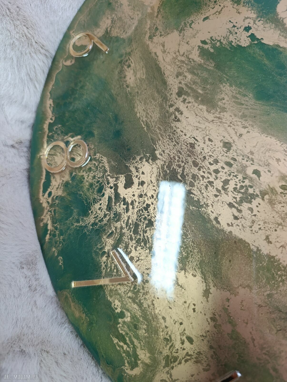 Zegar ścienny z żywicy epoksydowej - 40 cm, ręczne wykonanie