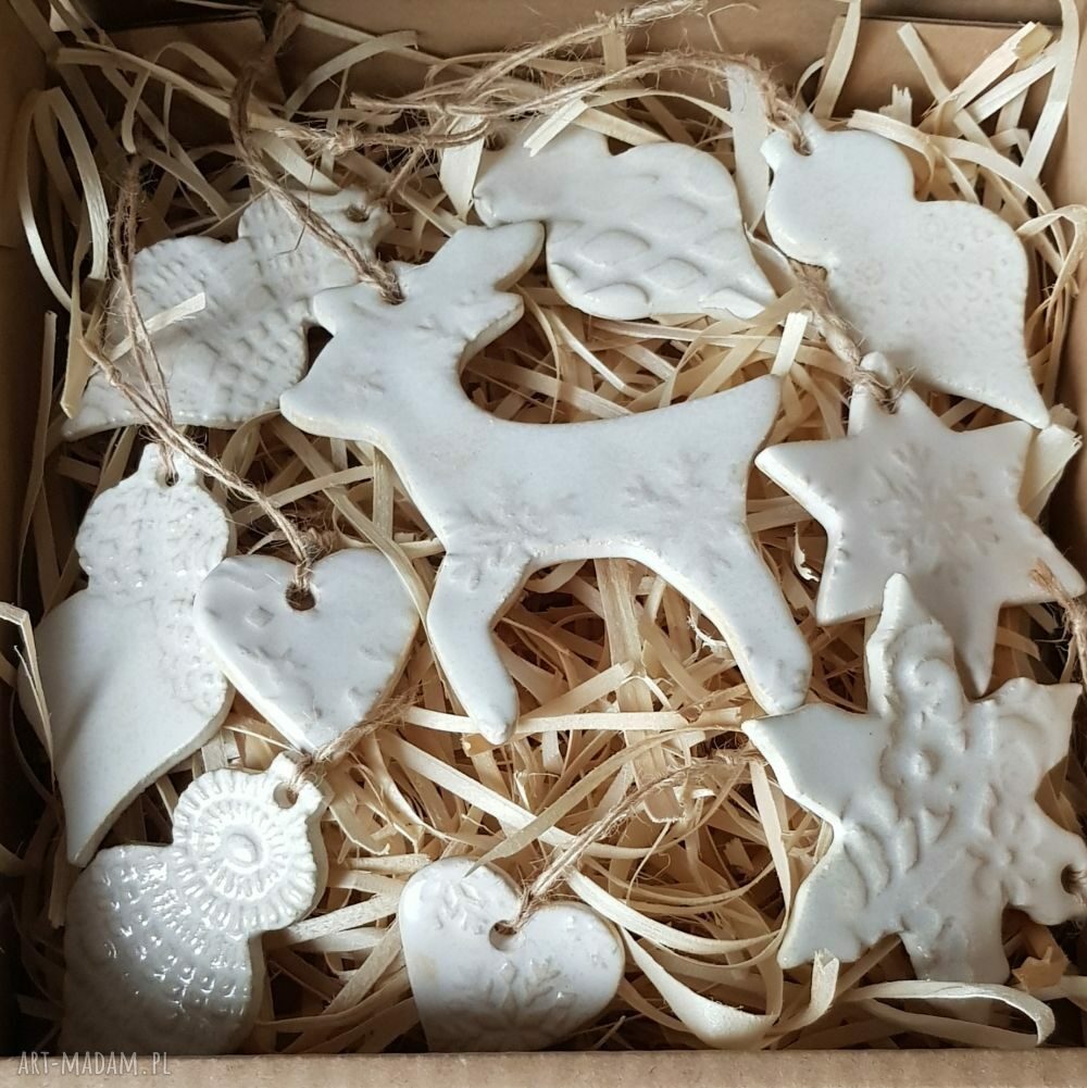 Białe ozdoby ceramiczne na choinkę - zestaw 10 szt.