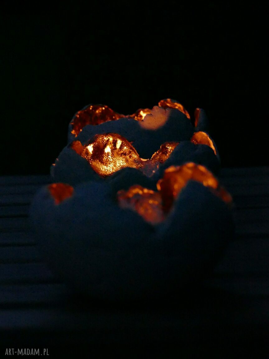Zestaw 3 lampionów ceramicznych beżowo-złotych