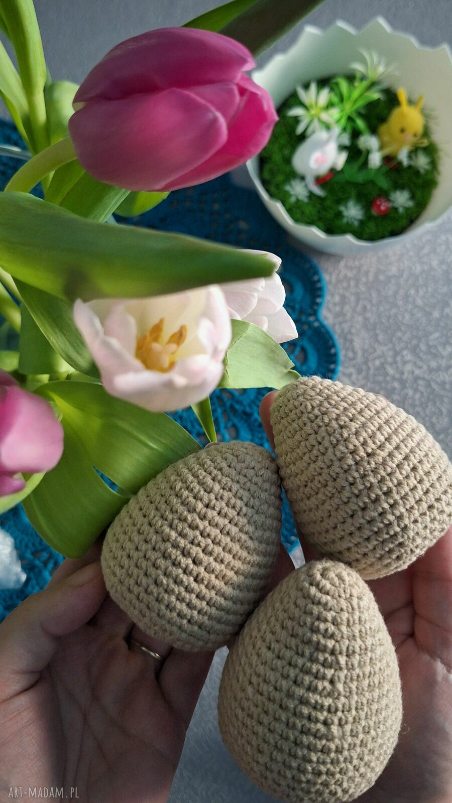 Zestaw 3 beżowych pisanek handmade na szydełku ok. 7-8 cm