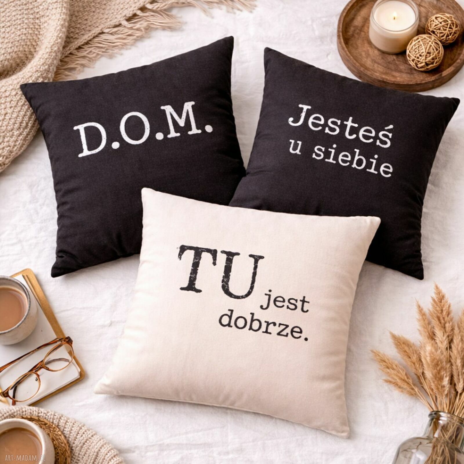 Zestaw 3 poszewek „DOM / Jesteś u siebie / TU jest dobrze” 40x40