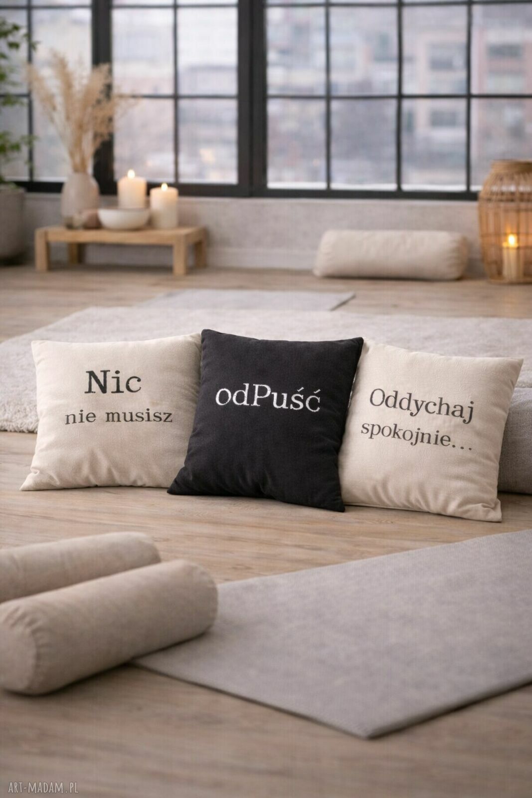 Zestaw 3 poszewek 40x40 'Nic nie musisz - odpuść - Oddychaj spokojnie'