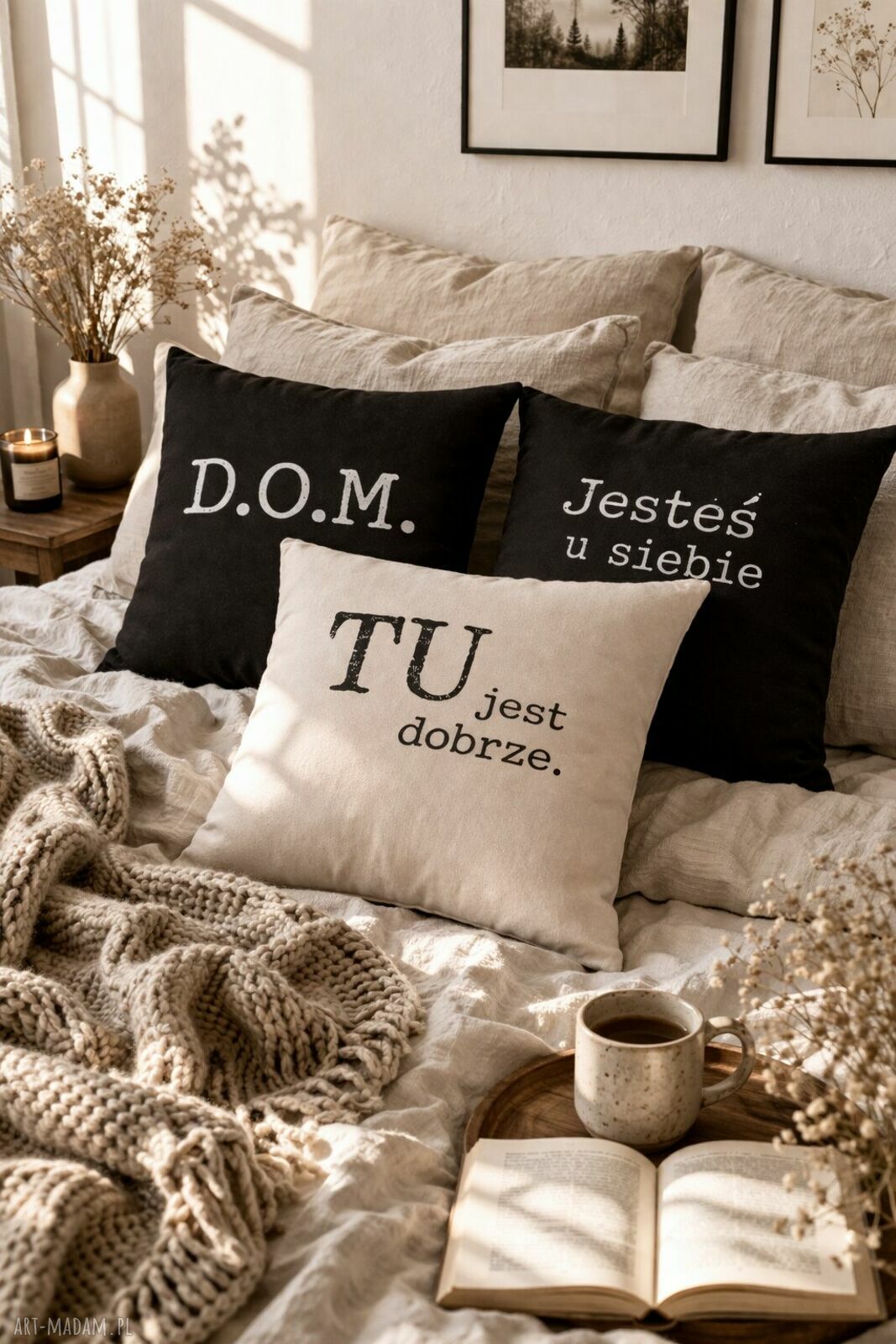 Zestaw 3 poszewek „DOM / Jesteś u siebie / TU jest dobrze” 40x40