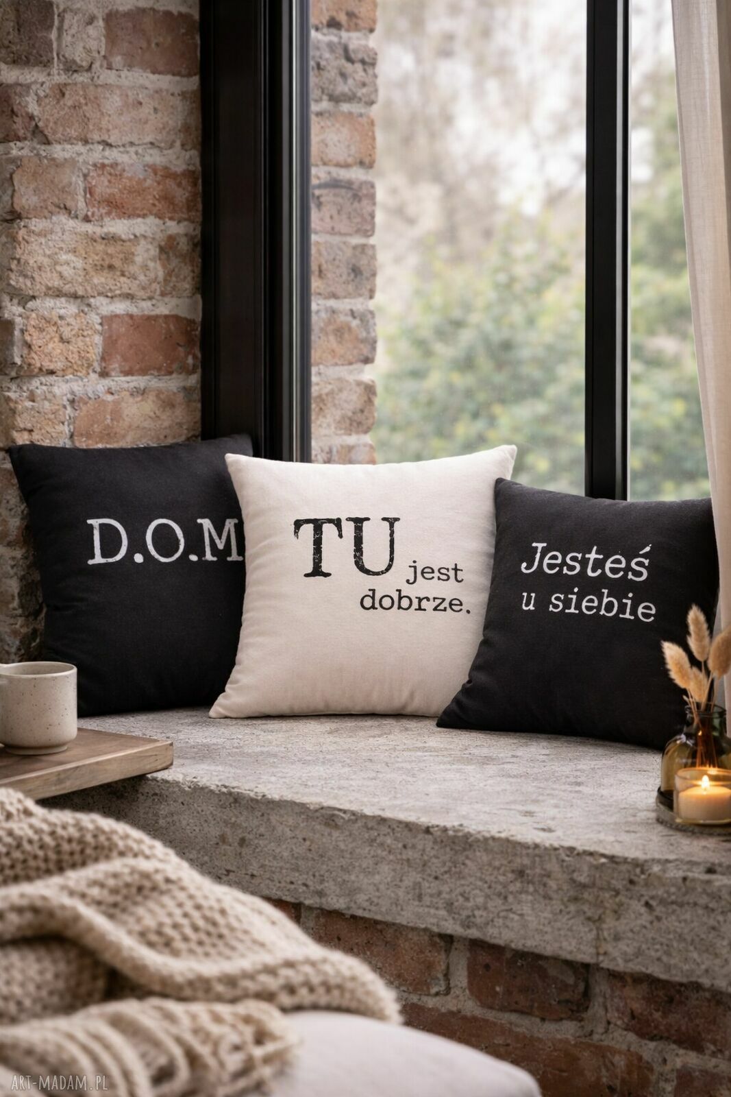Zestaw 3 poszewek „DOM / Jesteś u siebie / TU jest dobrze” 40x40