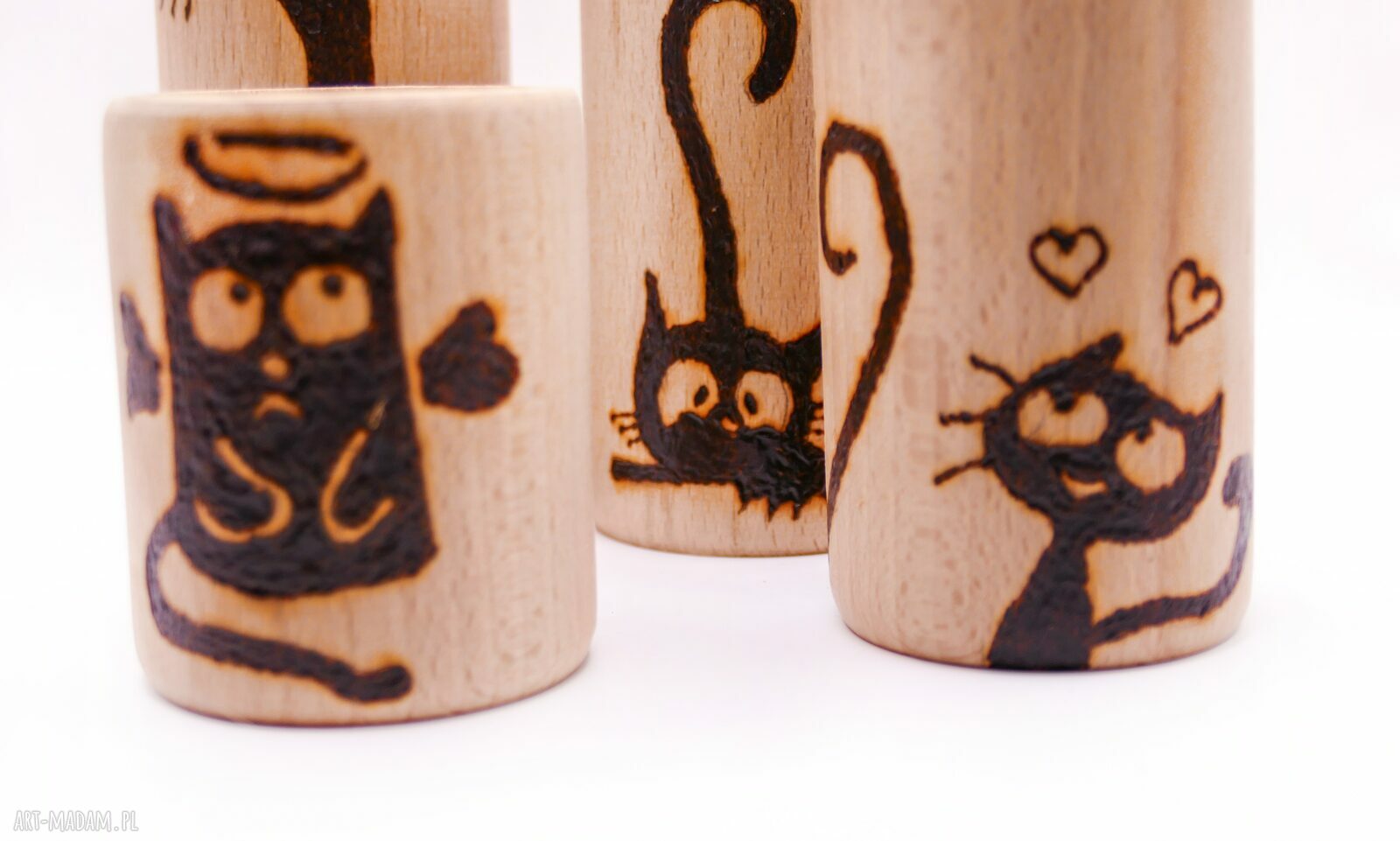 Zestaw 4 drewnianych świeczników tealight z pirografią - koty - ręcznie robione