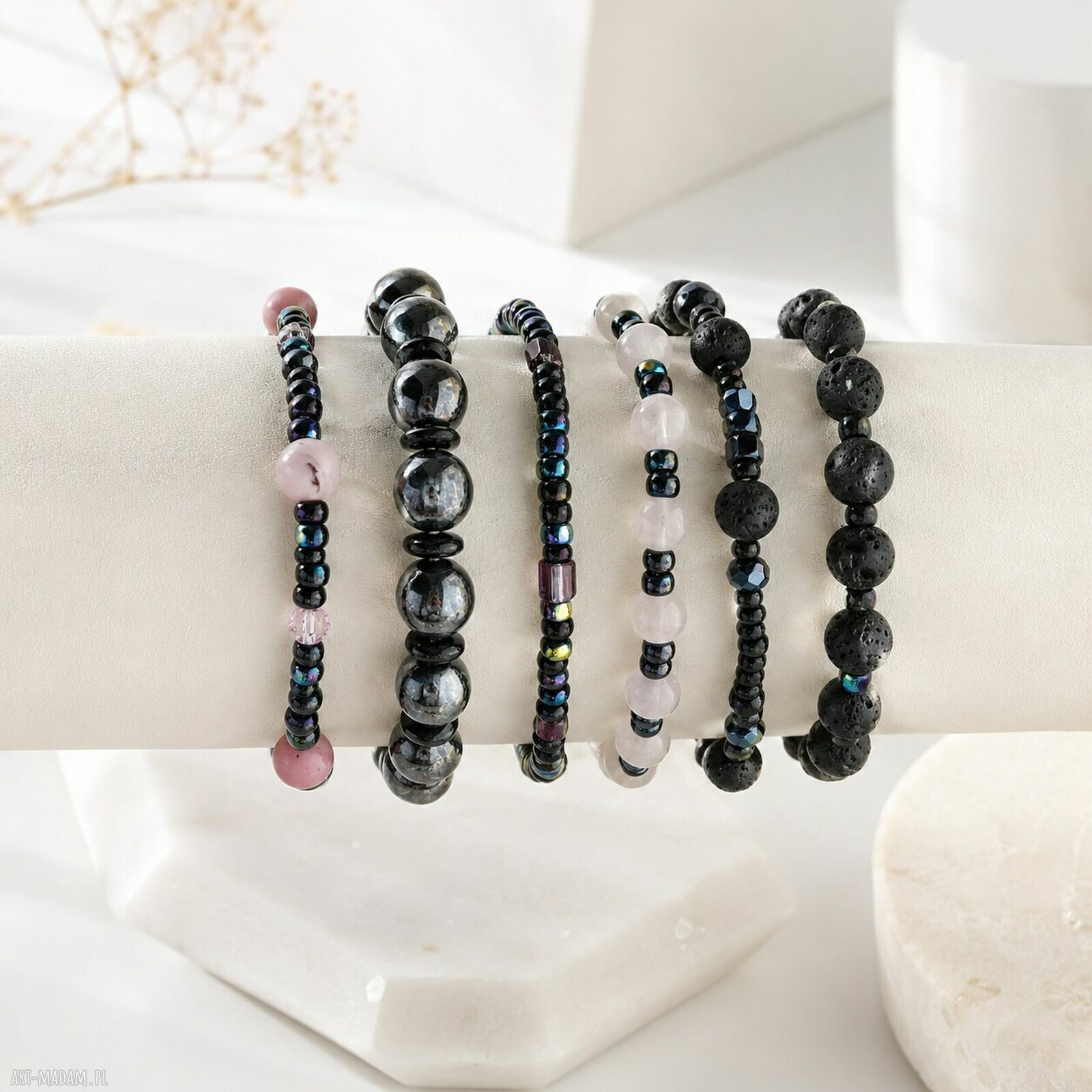 Zestaw 6 bransoletek Boho - lawa wulkaniczna, jadeit i szkło na gumce