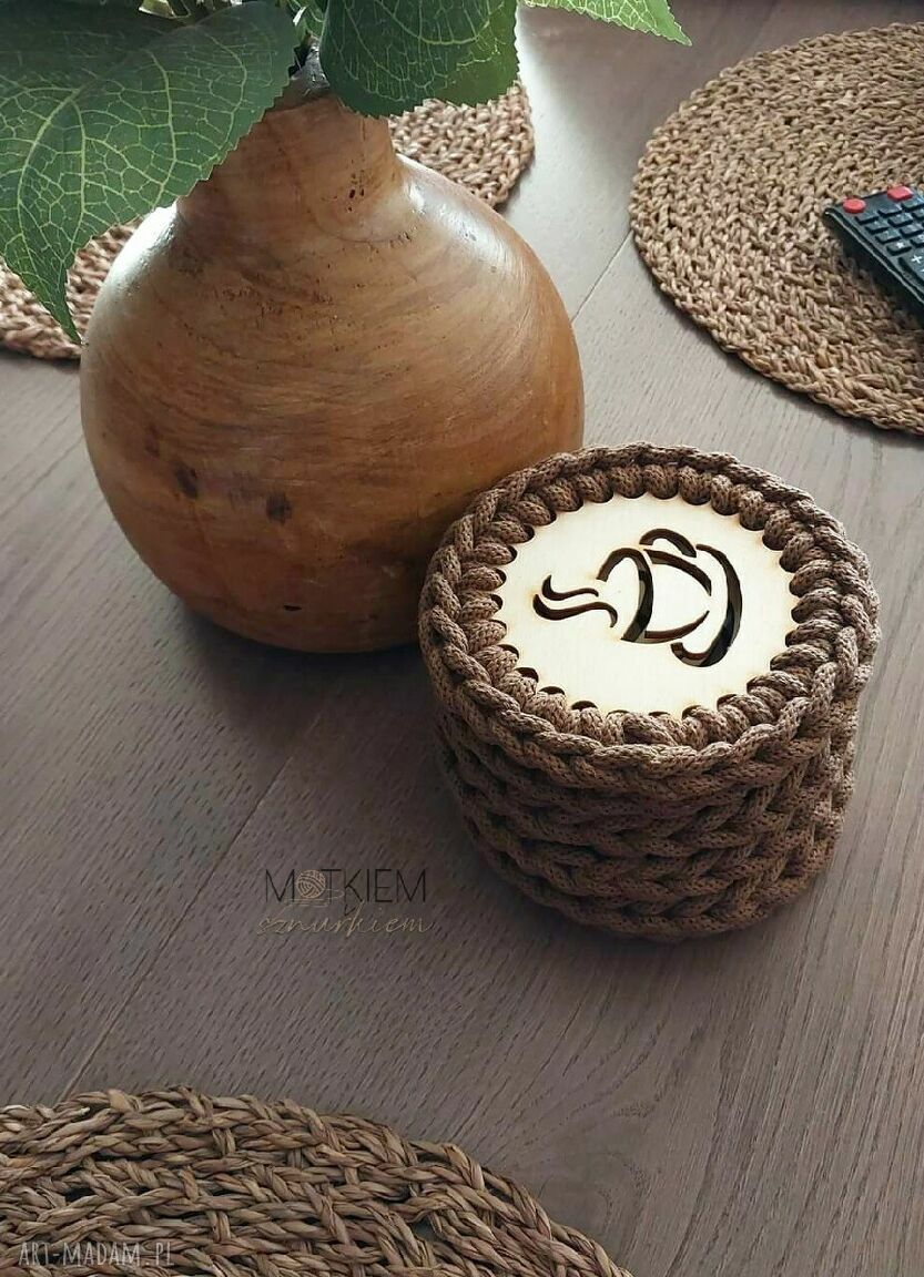 Zestaw 6 podkładek pod kubek ze sznurka 12 cm