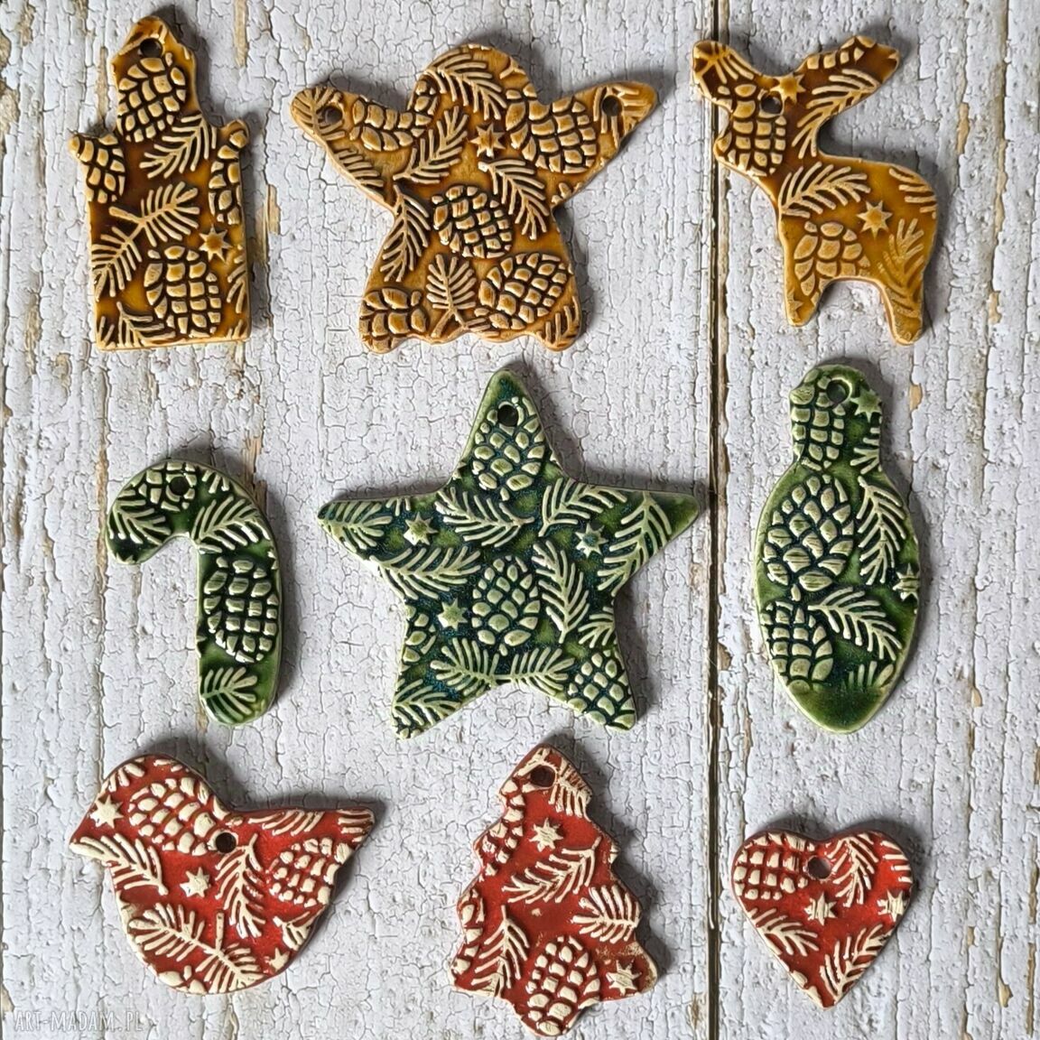Zestaw 9 ozdób choinkowych z pięknym wzorem leśnym (ceramiczne zawieszki)