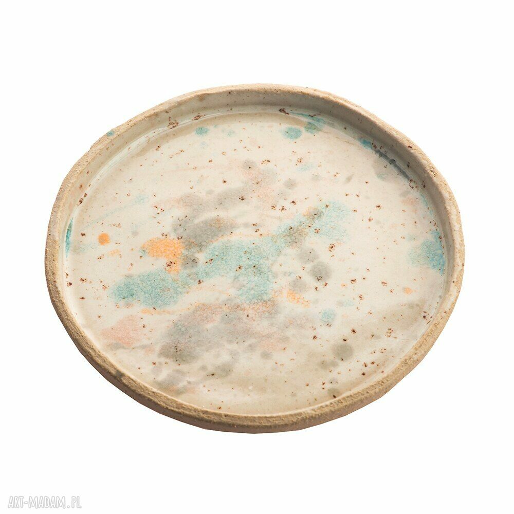 Zestaw czterech talerzy ceramicznych