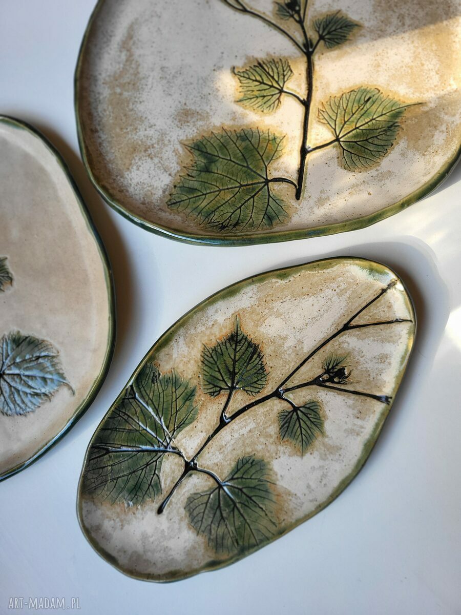 Boho zestaw do serwowania - talerze i podstawka z ceramiki handmade