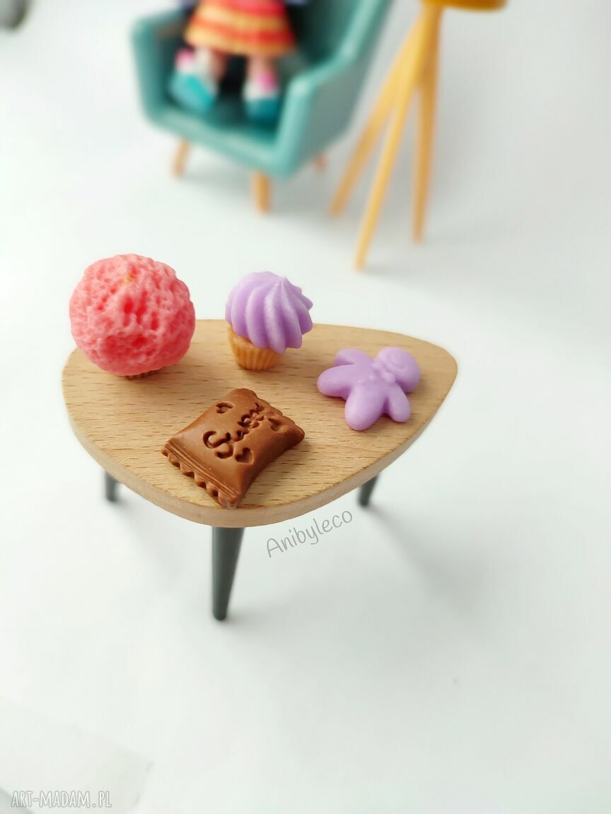Miniaturowe smakołyki do domku dla lalek - zestaw jedzenia z Fimo