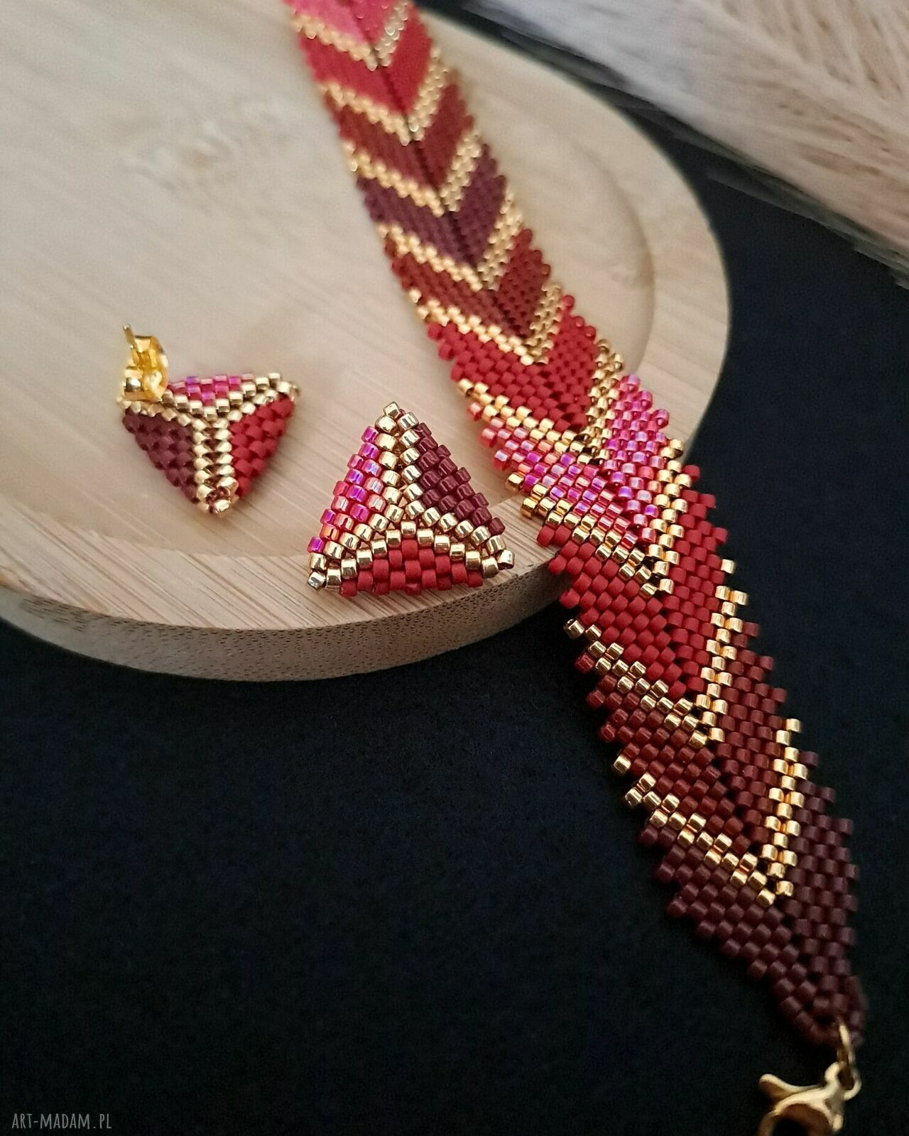Red Chevron - jesienny zestaw biżuterii: bransoletka i kolczyki sztyfty
