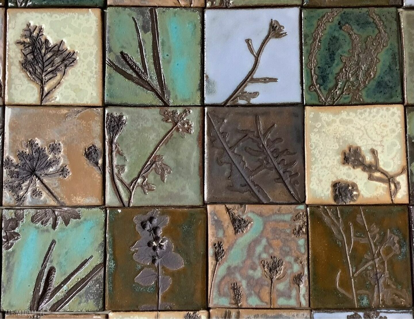 Zestaw kafli ceramicznych Schyłek lata - dekoracje ścienne z odciskami roślin