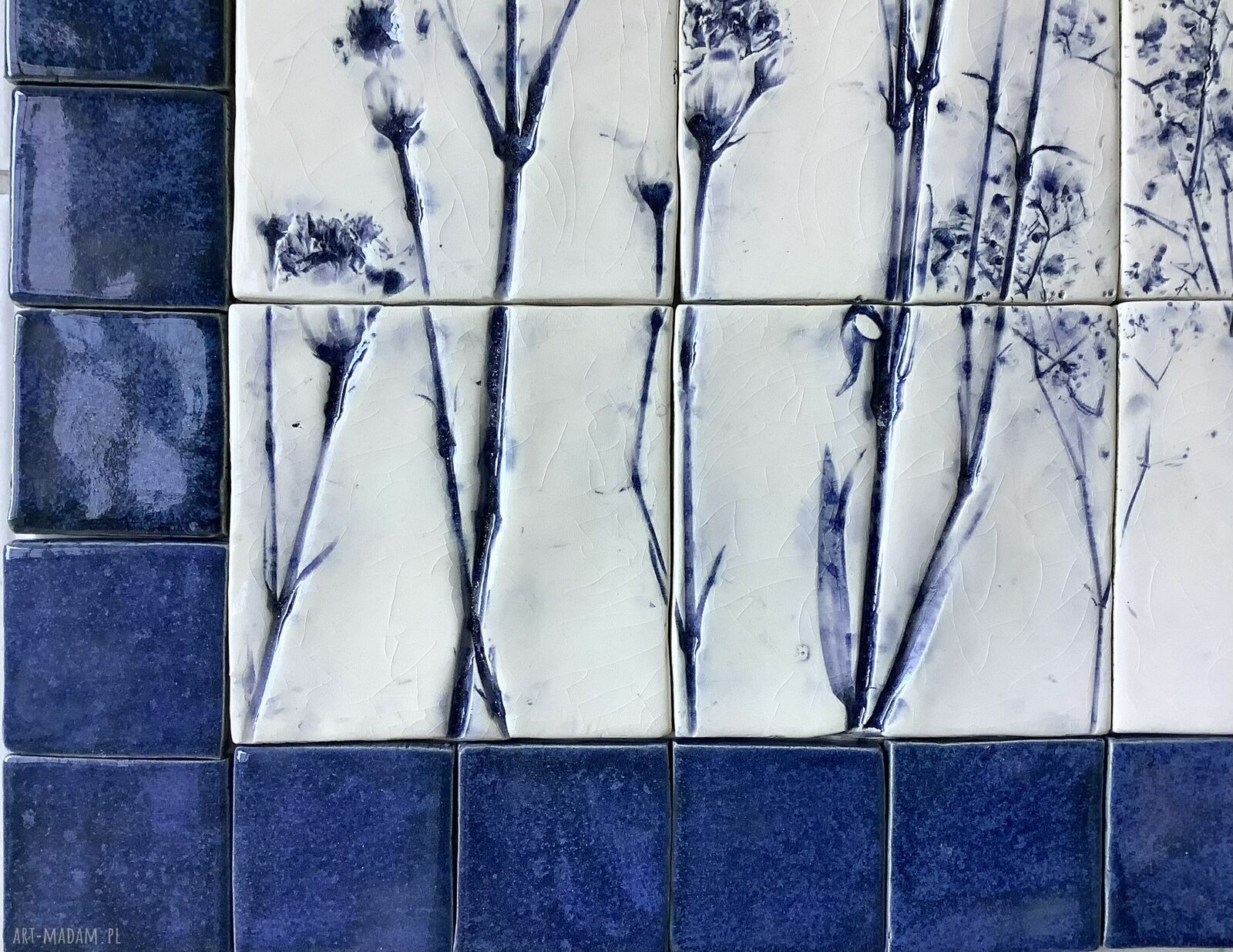 Zestaw kafli „Delft” - ceramiczny panel ścienny w niebiesko-białym stylu