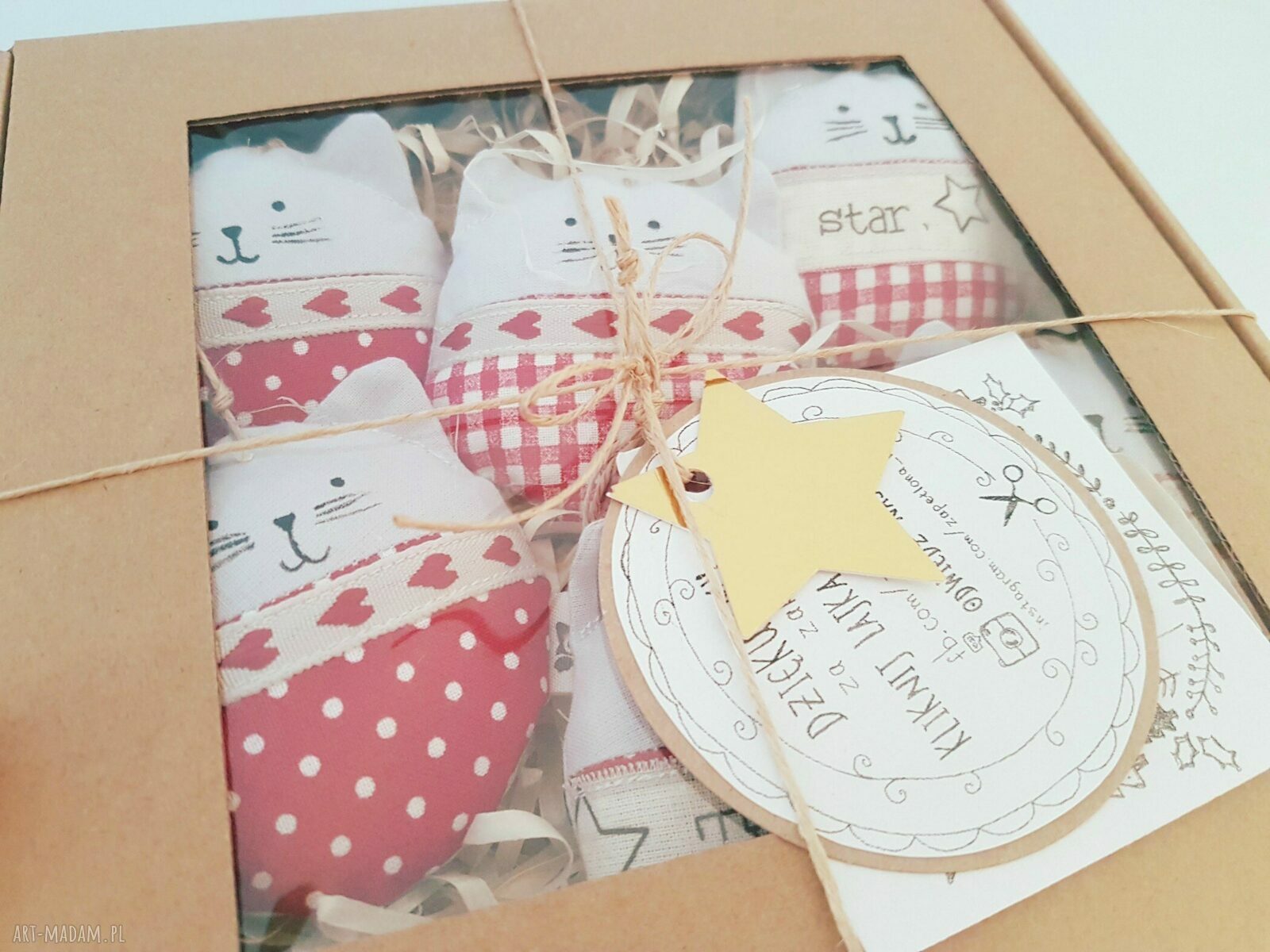 pomysł na prezent pod choinkę: zestaw kocich bombek choinkowych 6 sztuk Handmade