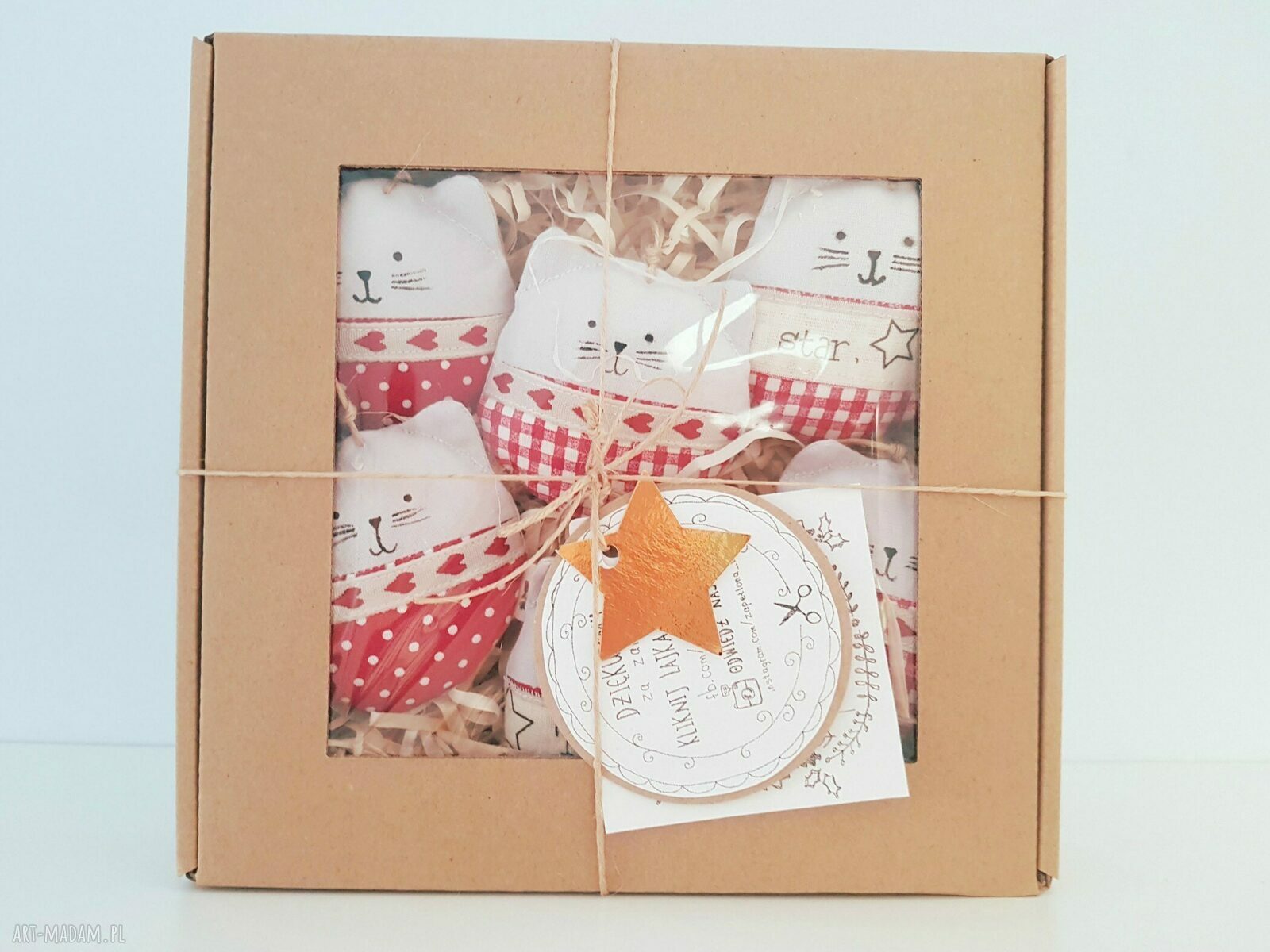 pomysł na prezent pod choinkę: zestaw kocich bombek choinkowych 6 sztuk Handmade