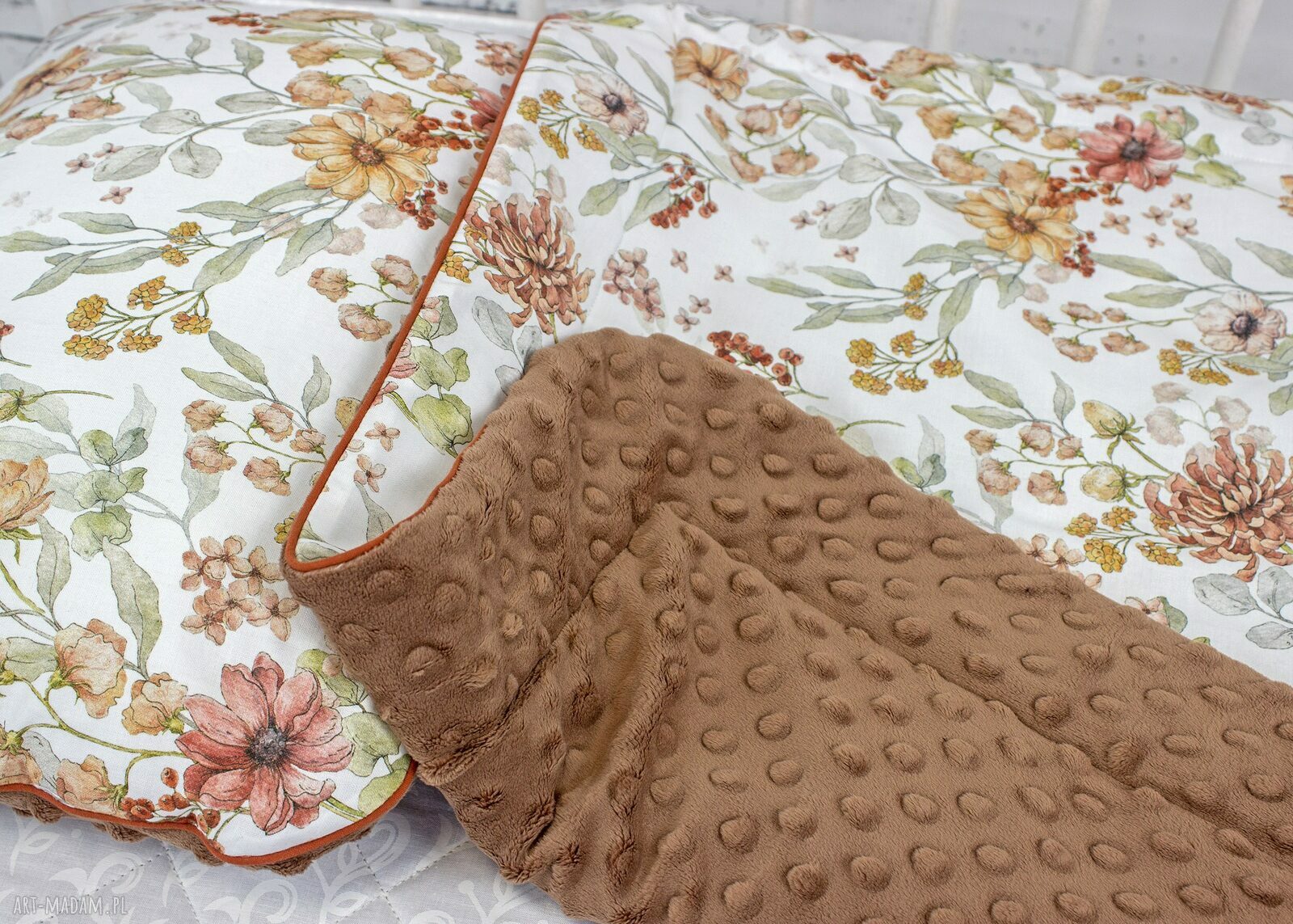 Zestaw kocyk i płaska poduszka Minky z imieniem - Vintage Flower