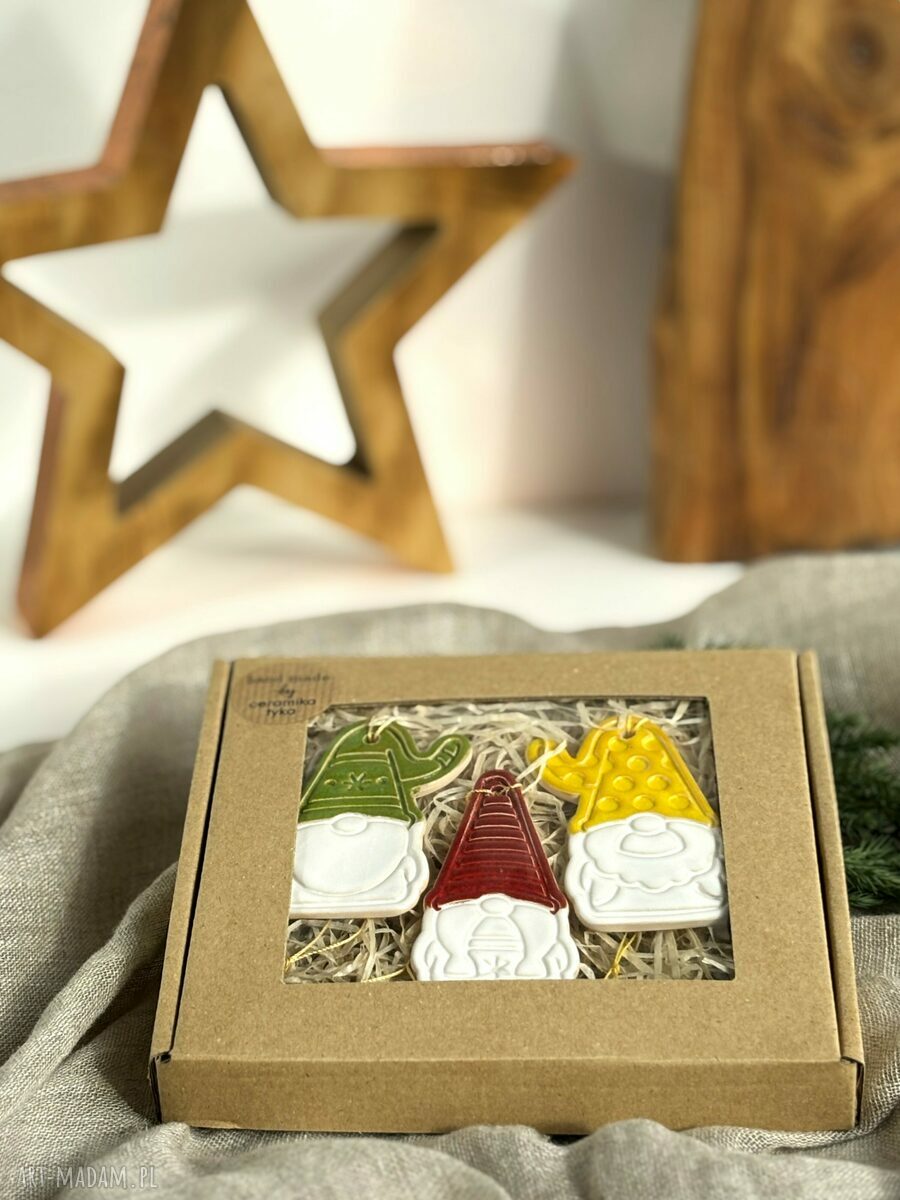 Zestaw kolorowych zawieszek ceramicznych - 3 skrzaty