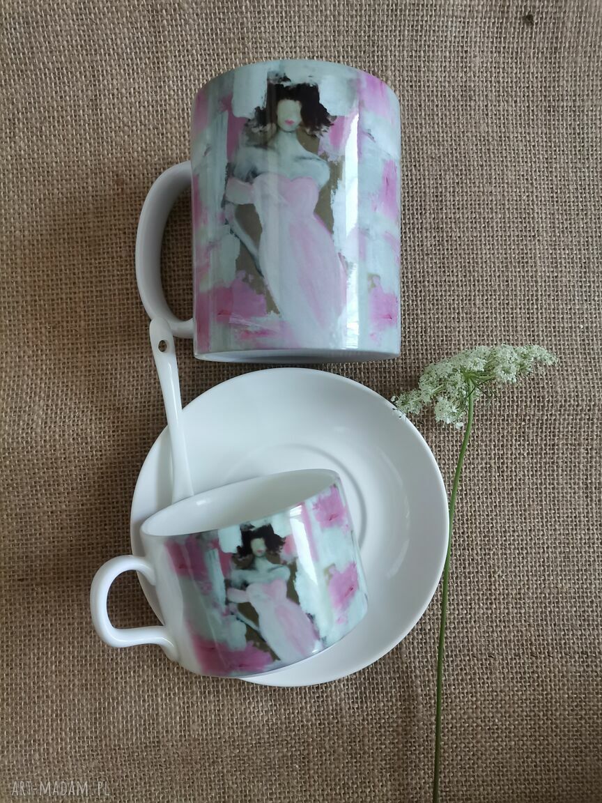 Zestaw kubek i filiżanka „Kolor Kobiety” - blady róż, obraz na ceramice