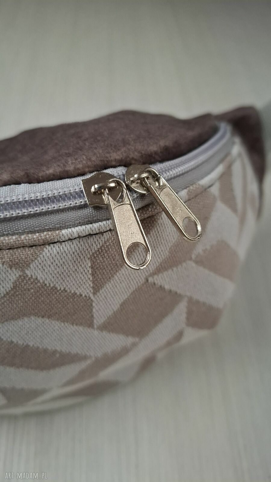 Ręcznie szyty zestaw: nerka boho i mini kosmetyczka na zamek