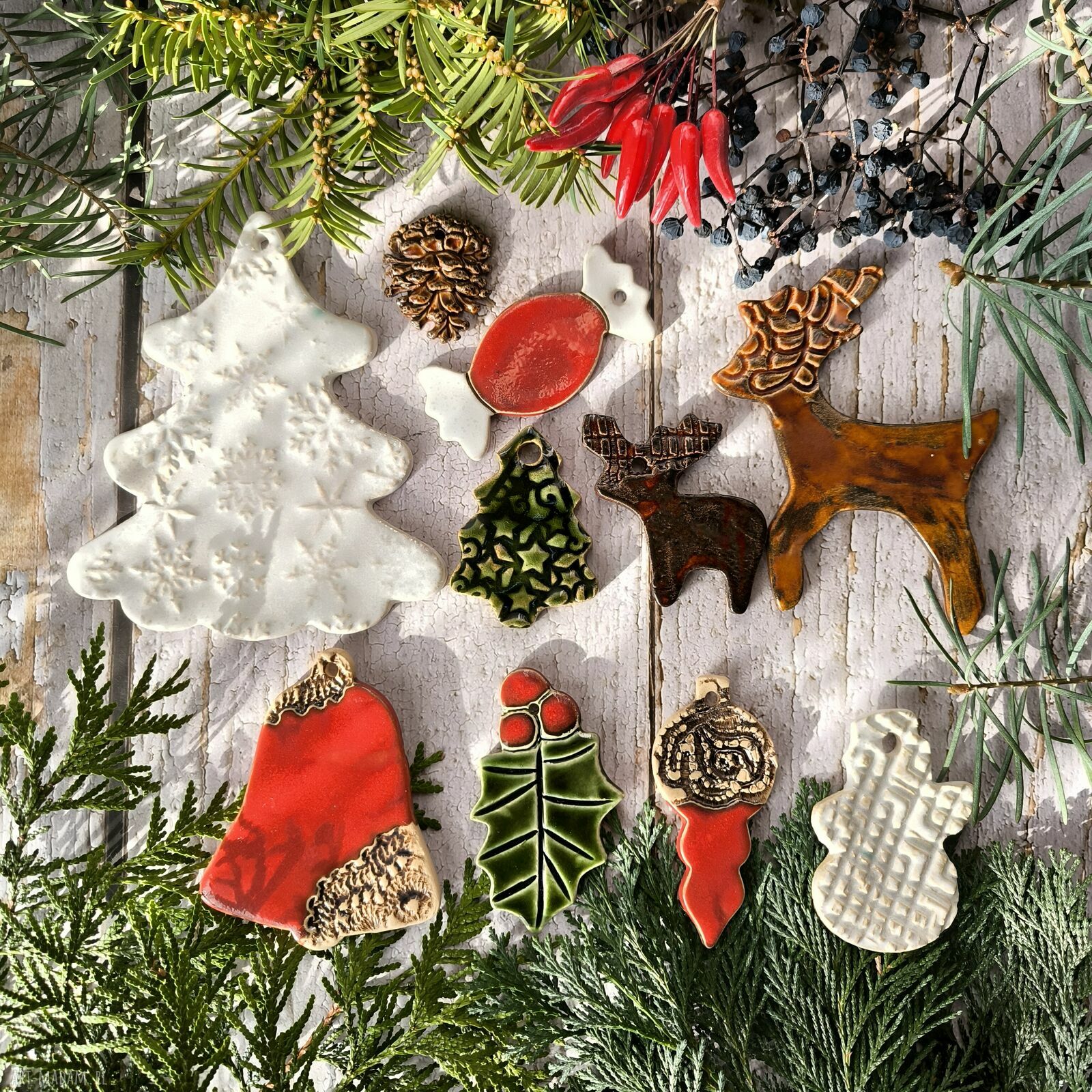 Zestaw ozdób świątecznych 10 sztuk - ceramiczne zawieszki na choinkę handmade