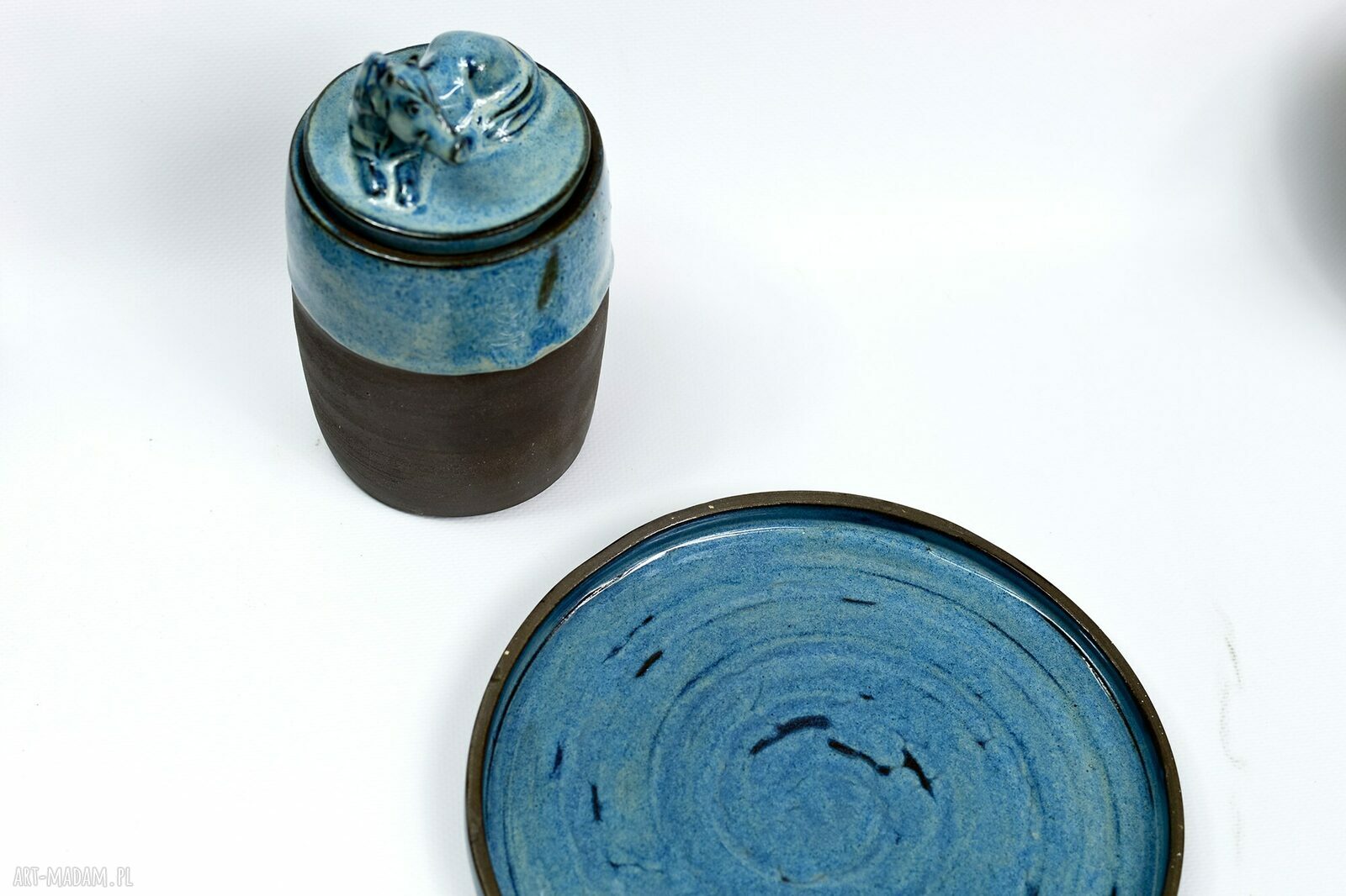 Ręcznie robiony zestaw Azul Horse: pojemnik na cukier z koniem i talerz 21,5 cm (800 ml)