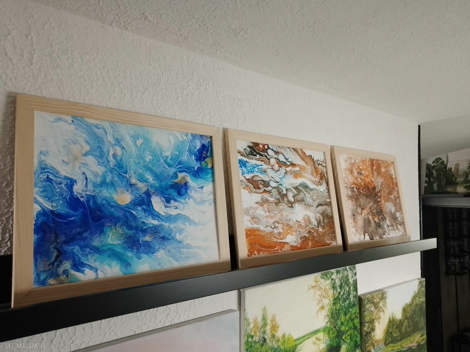 Tryptyk energetyczny Pouring z ramami - 3 ręcznie malowane obrazy 24x30 cm