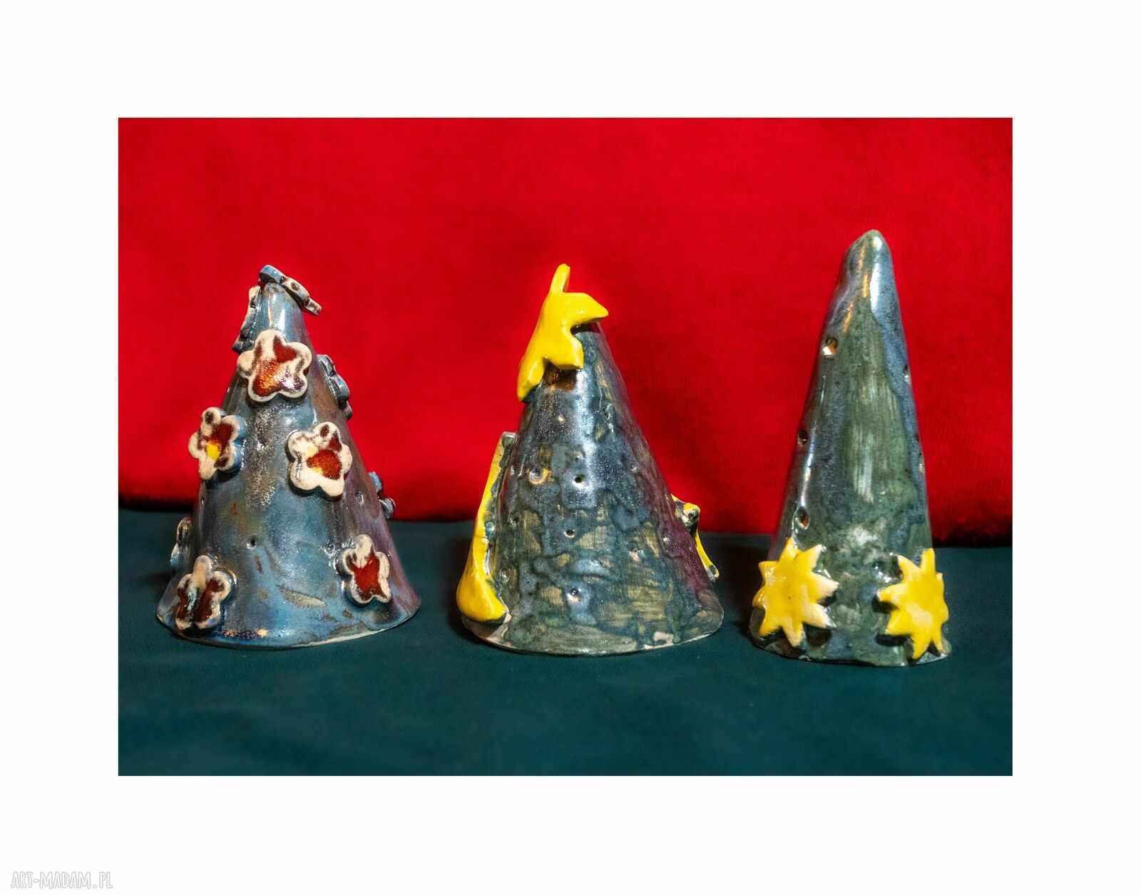Zestaw ręcznie robionych ceramicznych choinek - świąteczna dekoracja stojąca