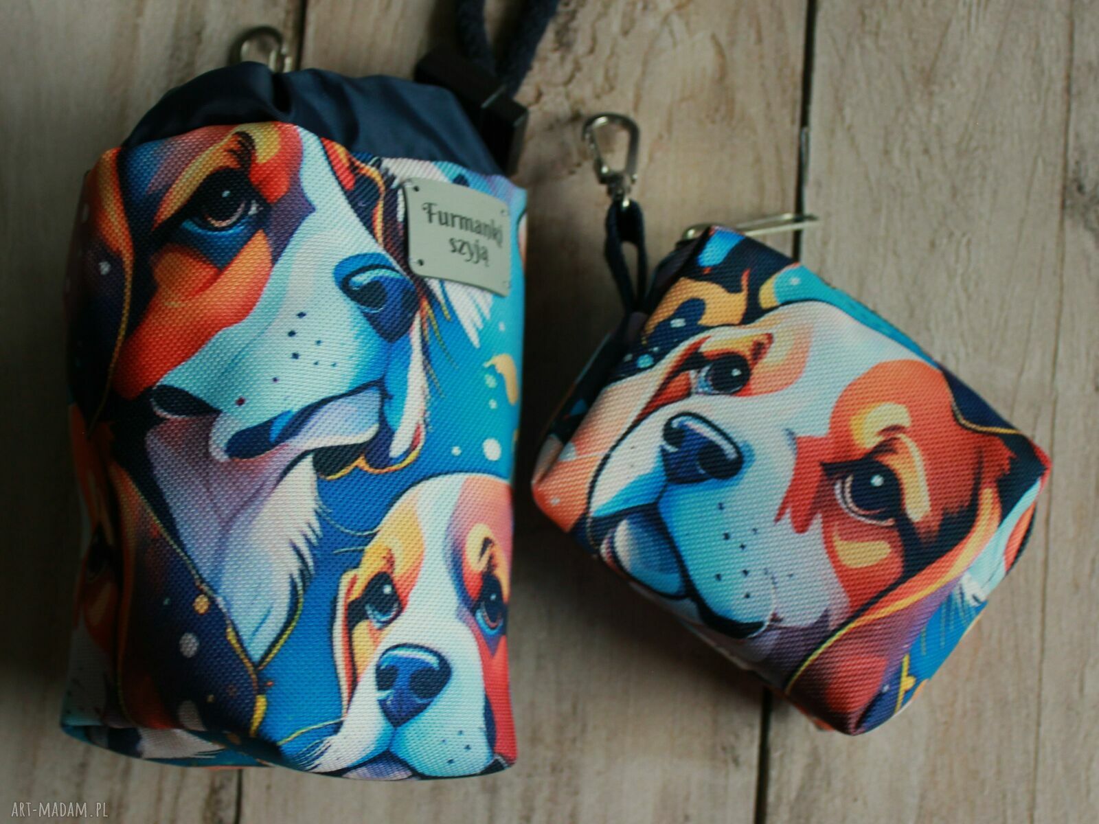 Zestaw saszetka na smaczki i woreczki Beagle