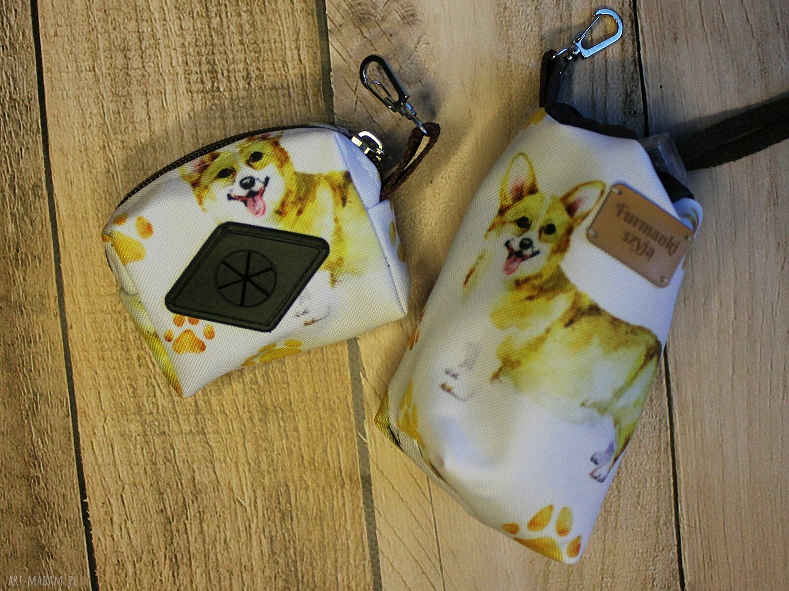 Ręcznie szyty zestaw spacerowy Corgi: saszetka na smaczki i woreczki