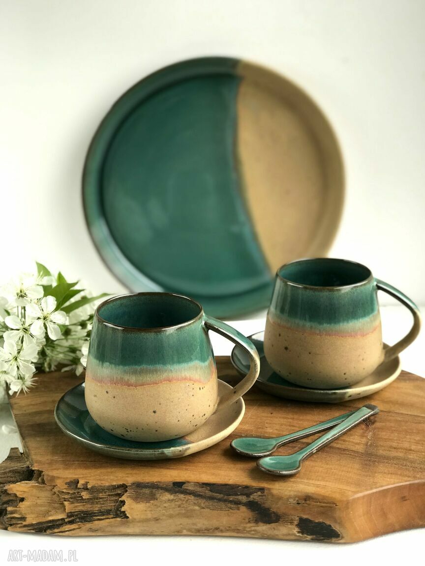 Ceramiczny zestaw do kawy: taca + 2 duże filiżanki ze spodkami