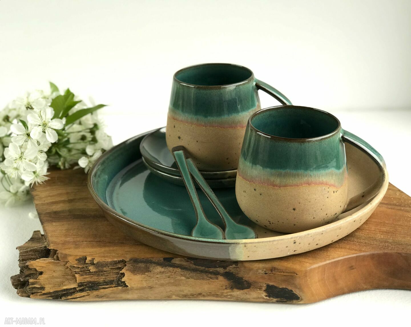 Ceramiczny zestaw do kawy: taca + 2 duże filiżanki ze spodkami