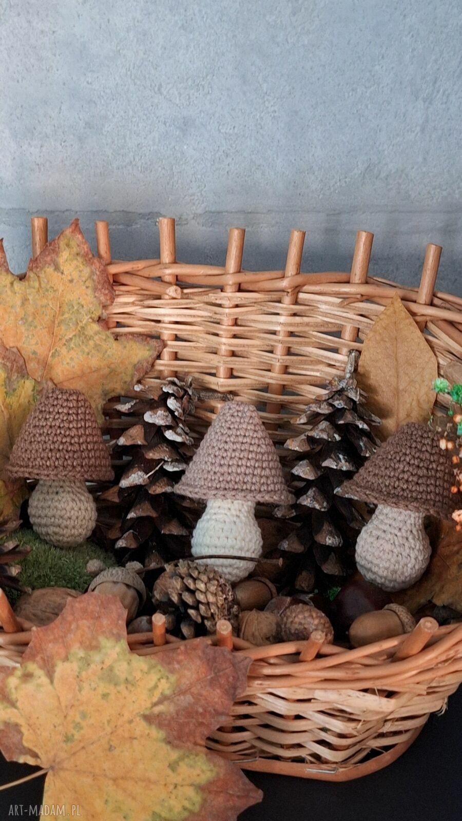 Zestaw trzech szydełkowych grzybków „Brązowa Jesień” w wersji handmade (3 szt.)