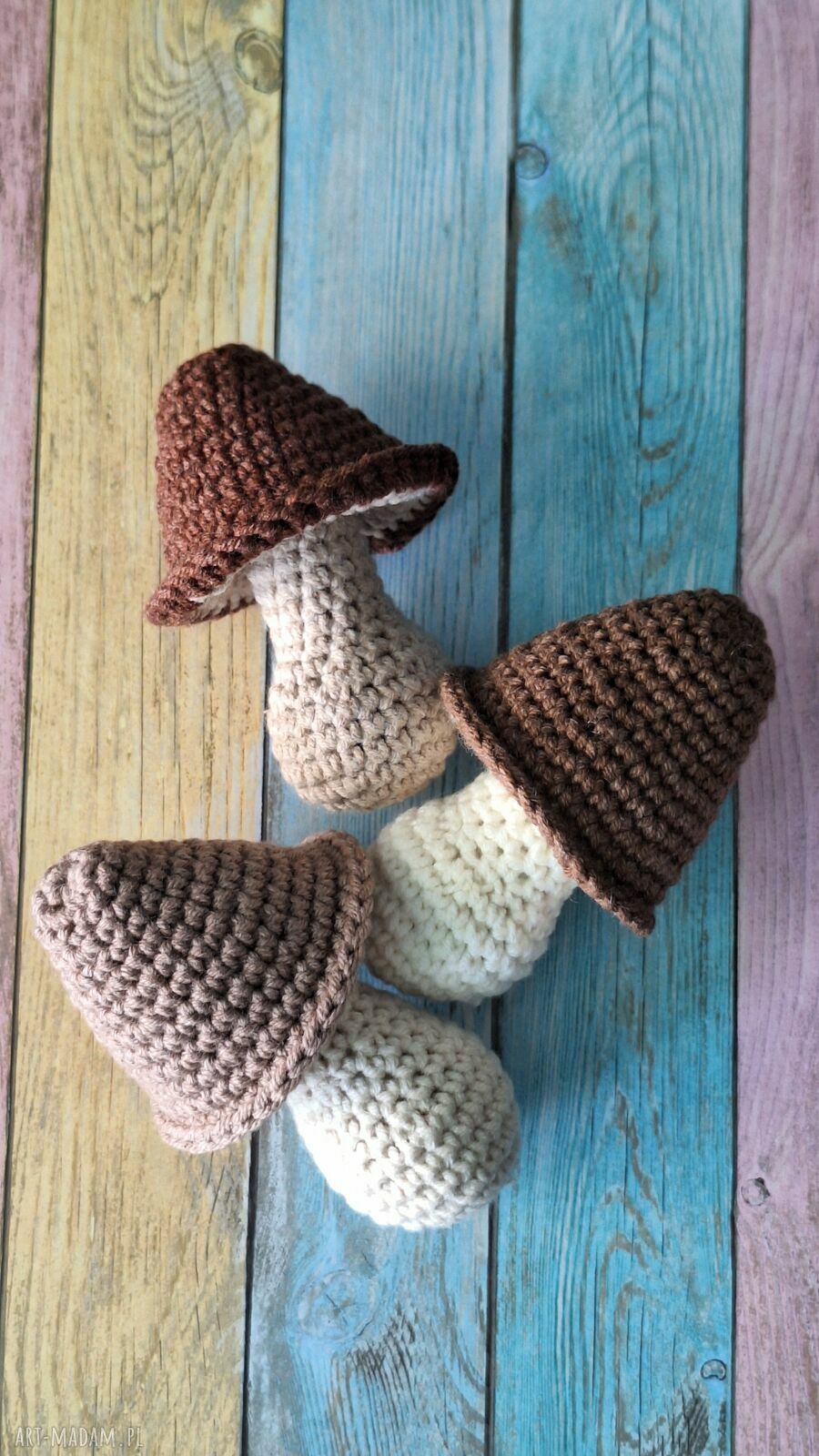 Zestaw trzech szydełkowych grzybków - brązowa jesień w wersji handmade