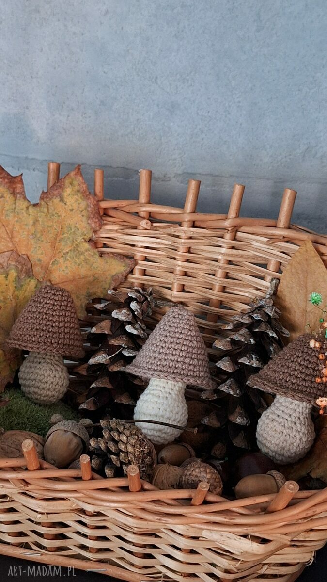 Zestaw trzech szydełkowych grzybków „Brązowa Jesień” w wersji handmade (3 szt.)