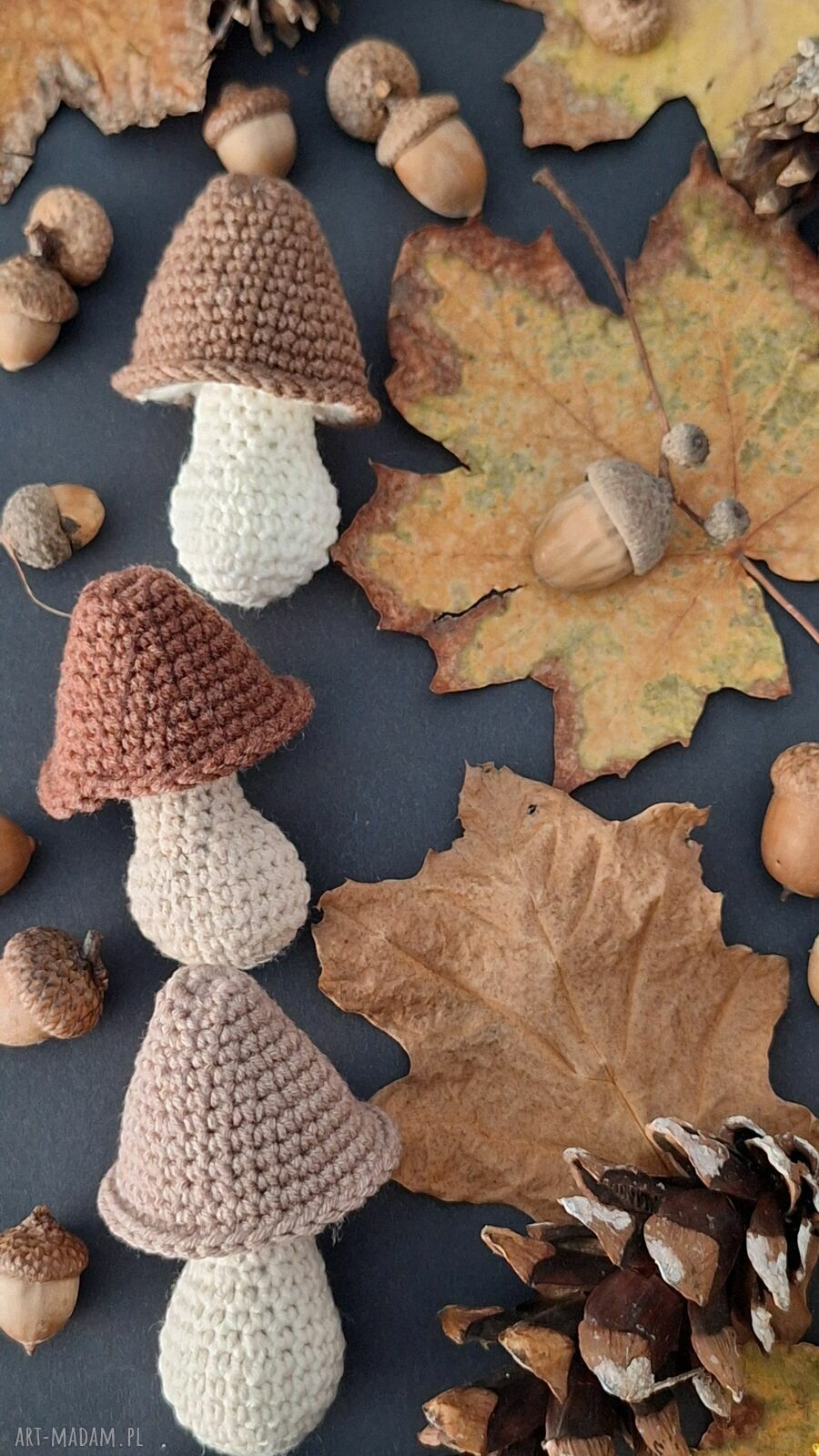 Zestaw trzech szydełkowych grzybków - brązowa jesień w wersji handmade