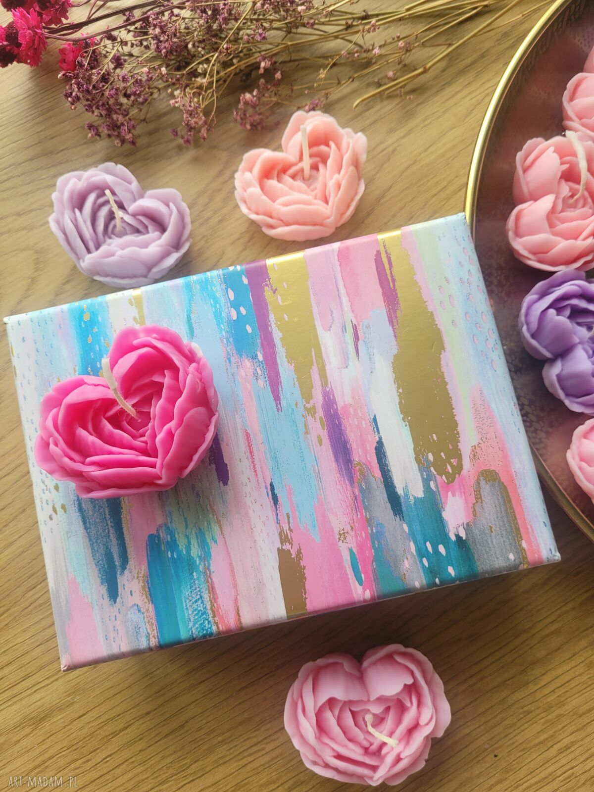 Zestaw upominkowy świec sojowych handmade na Dzień Matki