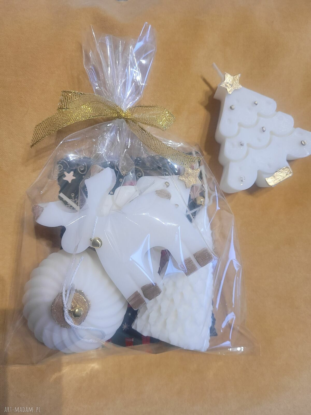 Zestaw upominkowy świec sojowych handmade - ręcznie malowane