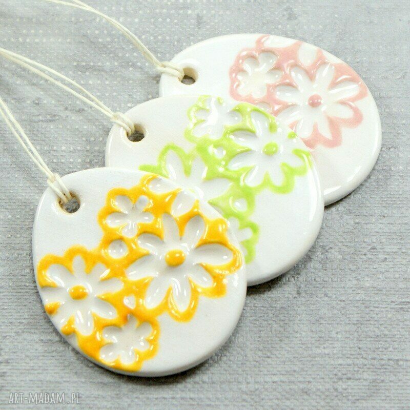 Kwiatki - ceramiczne ozdoby wielkanocne, zestaw zawieszek