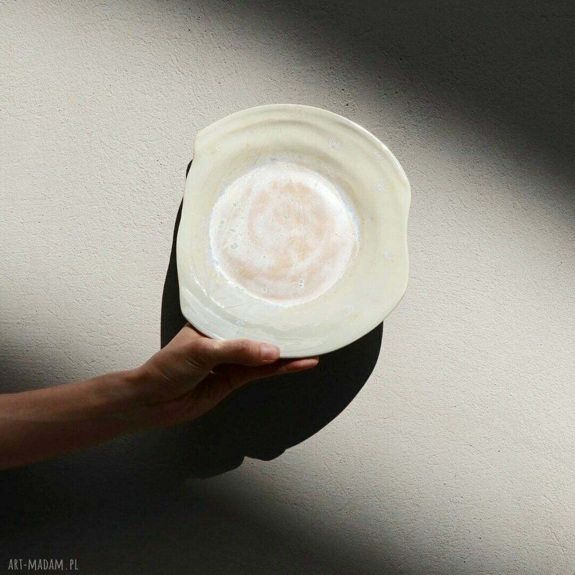 Zielona ceramiczna patera „Lodowiec” z liściem - handmade Midrib