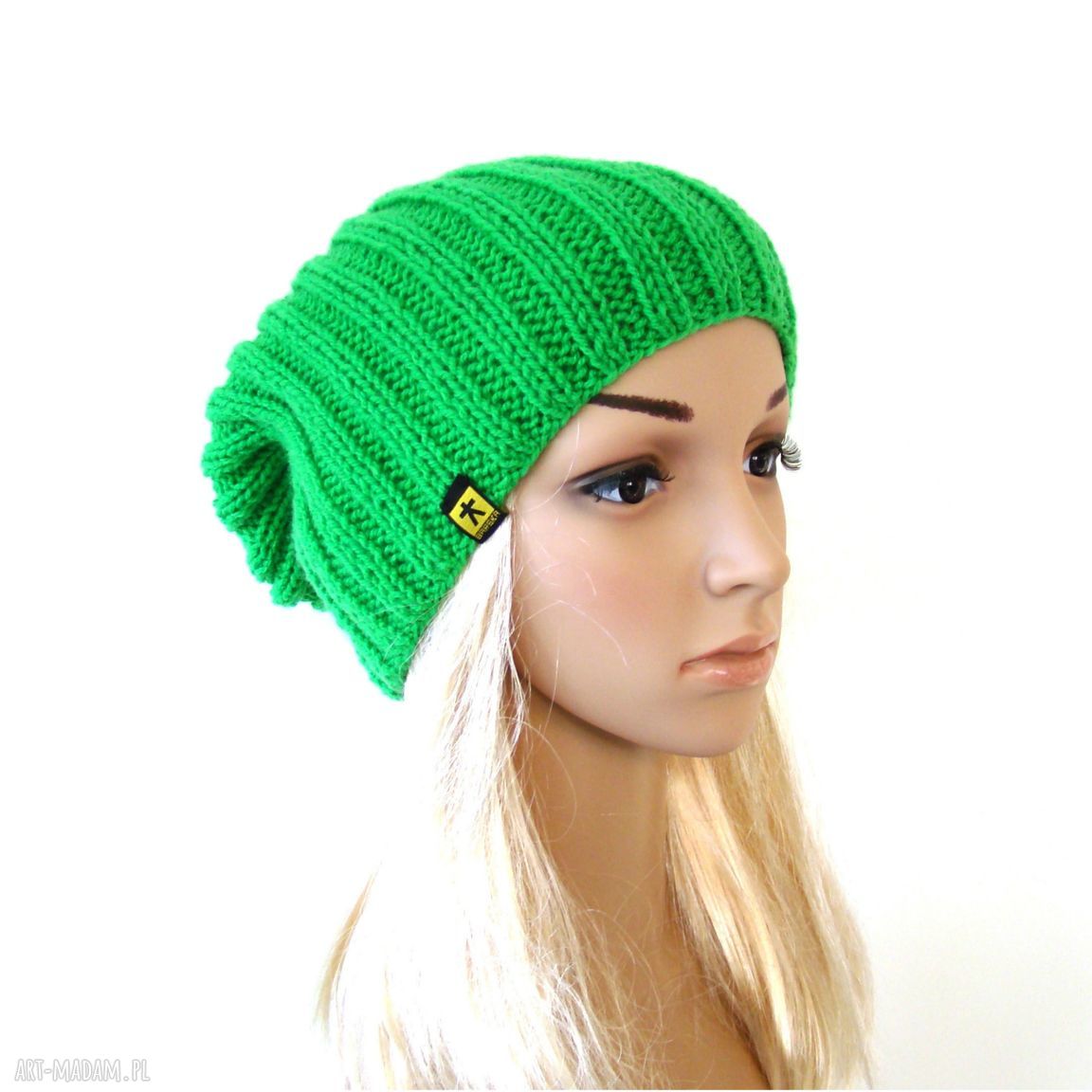 niesztampowe-czapki-handmade-zielona-czapka-unisex