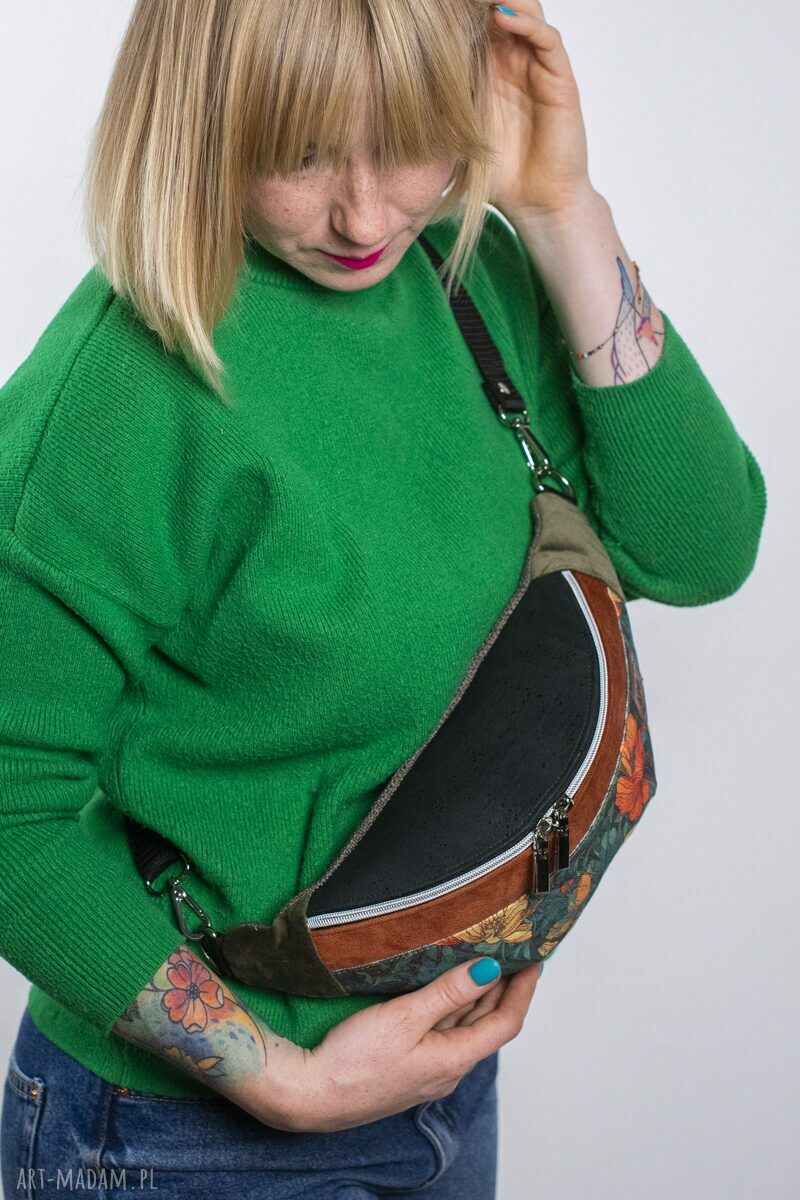 Zielona nerka damska w kwiaty vintage - Kwiatowa Nostalgia