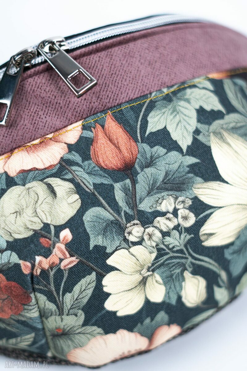 Zielona nerka damska w kwiaty z korkiem "Dzika róża" handmade