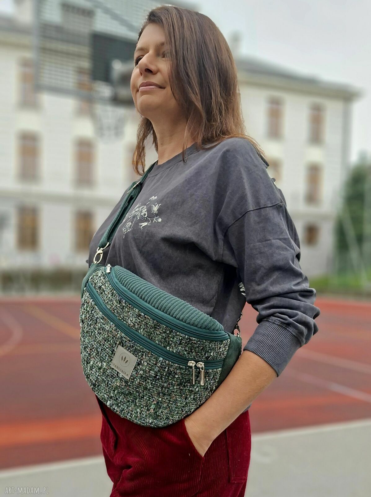 Zielona nerka damska XL Montana - pojemna i wodoodporna nerka damska