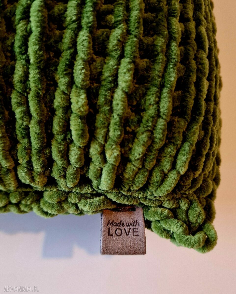 Zielona poduszka ozdobna 40x40 z beżowymi paskami - szydełkowe handmade