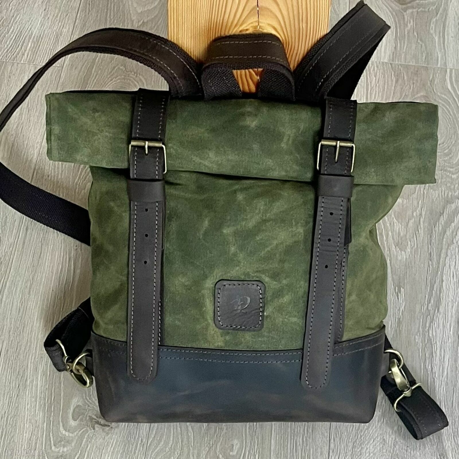 plecaki: Zielono brązowy plecak z bawełny woskowanej i skóry Vintage zapinany na dwie