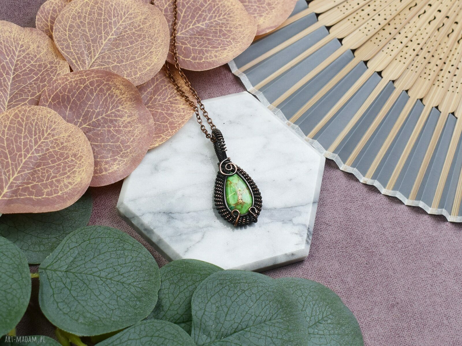 Miedziany wisiorek wire wrapping z jaspisem imperialnym – ręcznie robiony z kamieniem naturalnym