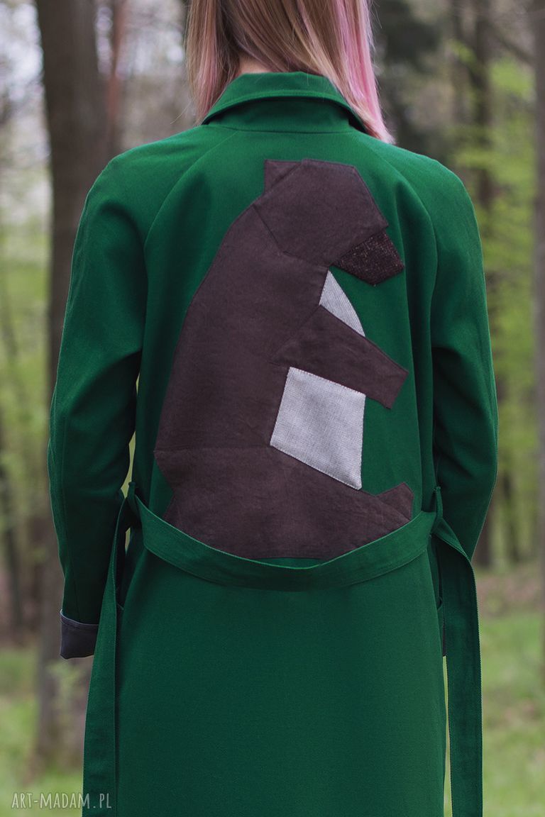 Wiosenny trench Zielony Niedźwiedź - wiązanie w pasie, bawełna w butelkowej zieleni
