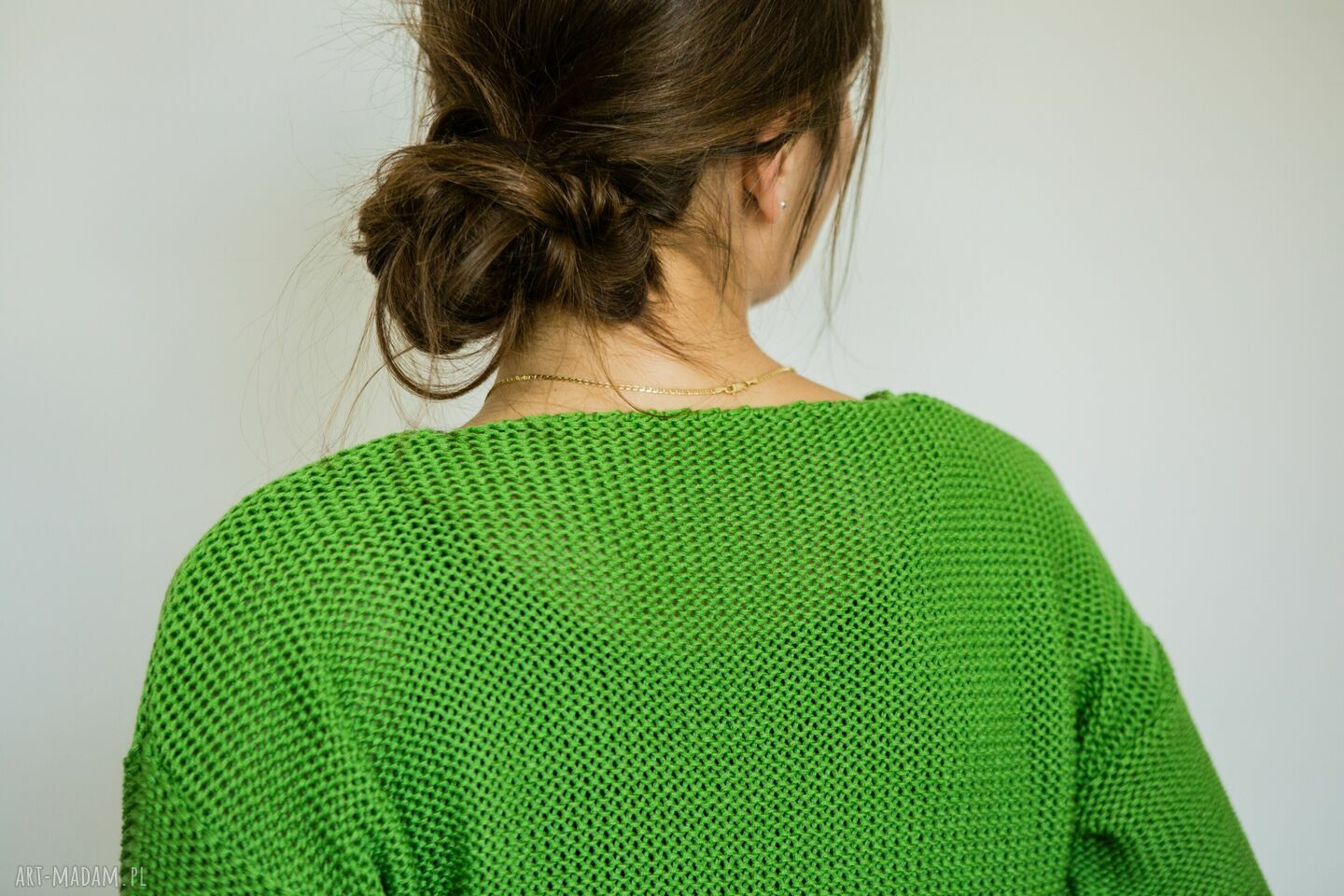 Zielony rozpinany sweter Hermina - krótki kardigan damski handmade